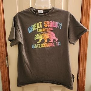 Travel Destination tshirt Great Smoky Mountains bear 🐻 Gatlinburg,  TN unisex M